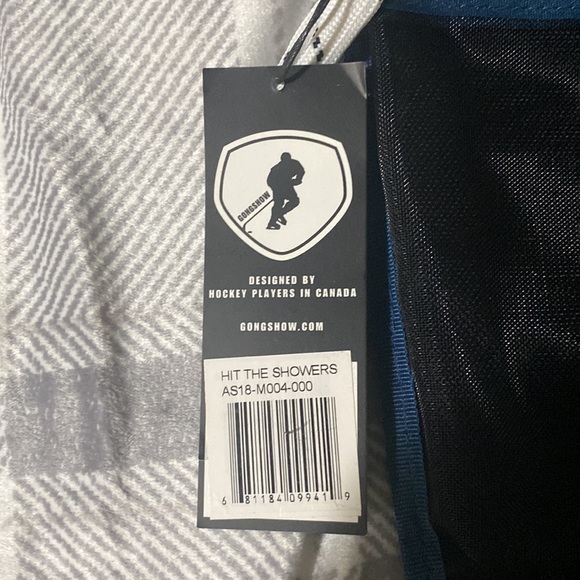 Gongshow Fold-up Travel Hanging Shower Bag - Picture 4 of 4